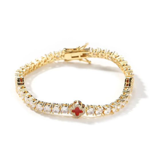 Red Classic Clover Bracelet